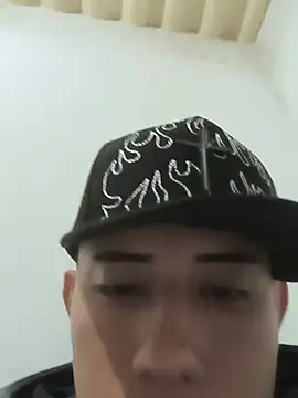 Pertunjukan Kamera Web Thiagoo_Vega