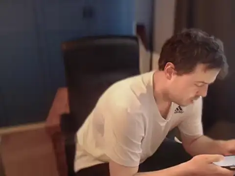 BraveCouple live XXX chat