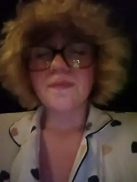 mcjbgfhgjhiiilllufjyf's Webcam Show