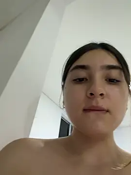 Valentina_ro Chat XXX in diretta