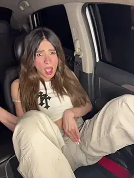 Lottus_fire Adlı Modelin Canlı XXX Sohbeti