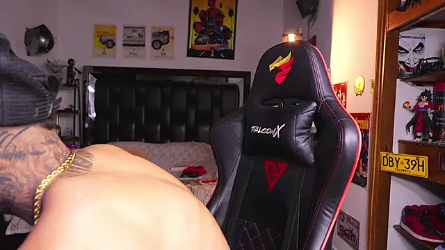 Živý XXX chat logan_hugh8