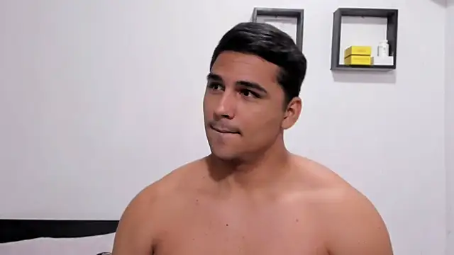 Thiago_bel's Live XXX Chat