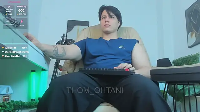 Thom_Ohtani live XXX chat