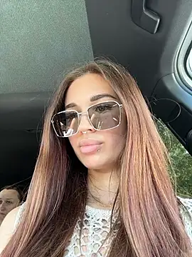Charming_Ritta Adlı Modelin Canlı XXX Sohbeti