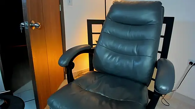 XXX chat uživo modela Antonella_Moretti_