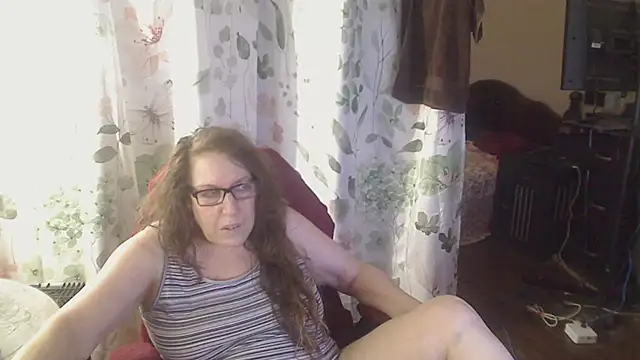 Ireallysquirt's Live XXX Chat