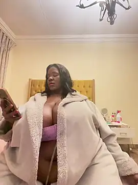 xXXSexyamazon Adlı Modelin Canlı XXX Sohbeti