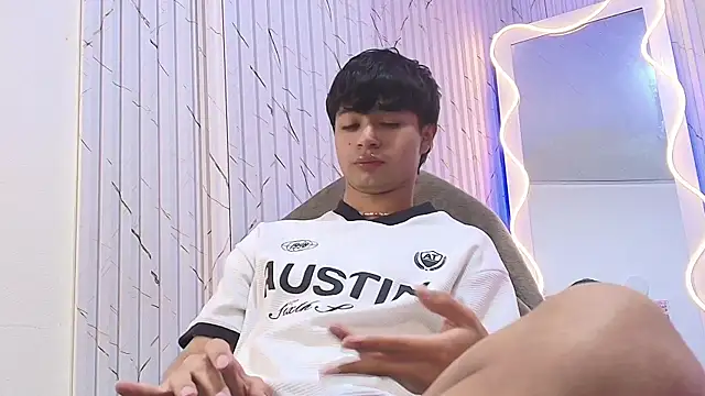 XXX chat uživo modela Spark_tay