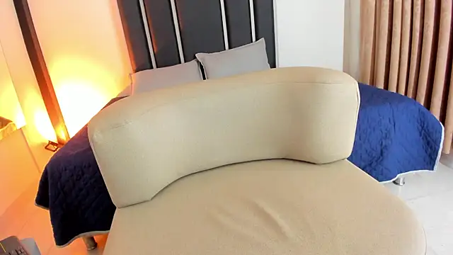JustinOrtiz_: онлайн-секс-чат