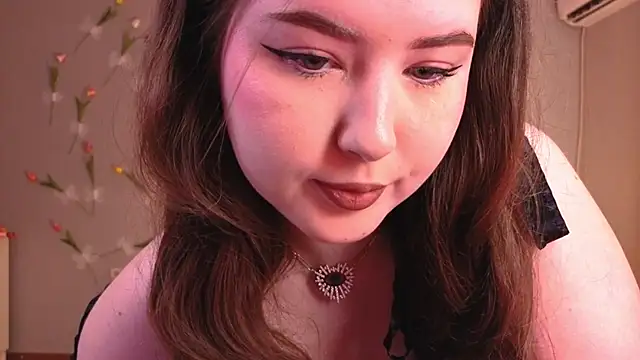 PixelGoddessn Live XXX chat