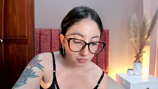 Emilywatsonn Live XXX-Chat