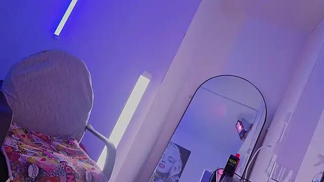 Chat XXX ao vivo de angel_still_