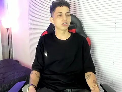 cameron_lux77のライブXXXチャット