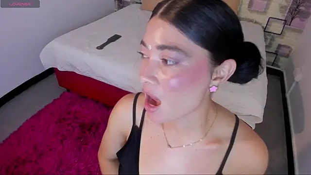 Chat +18 de emilly_duque ao vivo