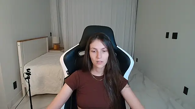 upssnowy Live XXX-chat