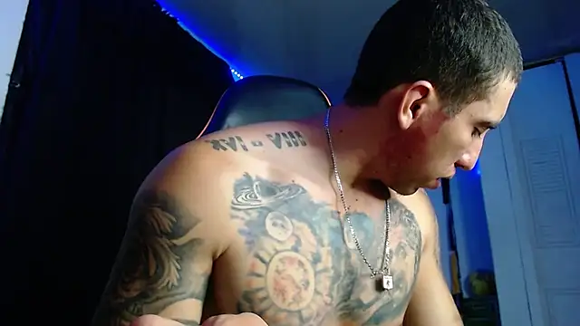 Adam_Hudsond Live XXX-chat
