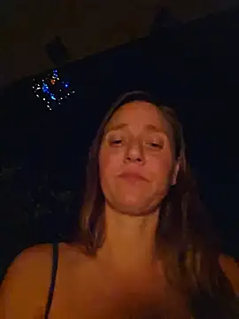 Živý XXX chat SkyelarsWorld