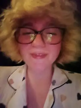 mcjbgfhgjhiiilllufjyf's Live XXX Chat