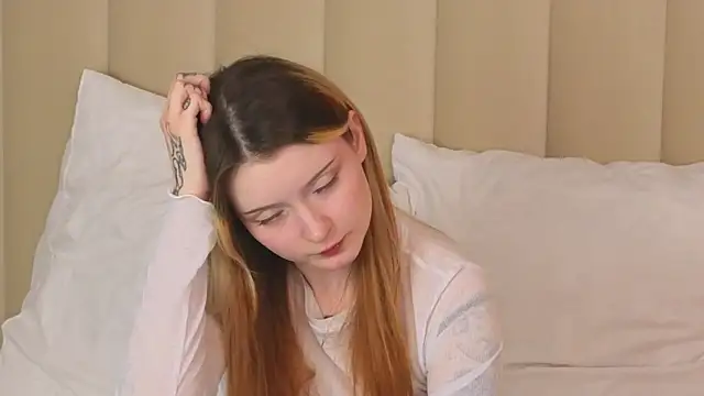AlyssFrost Live XXX Chat