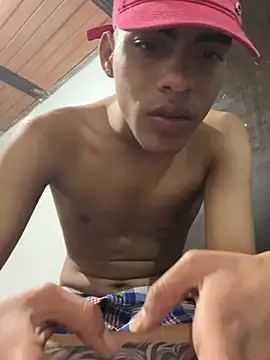 Chatroom XXX en direct de Antonelo_blake