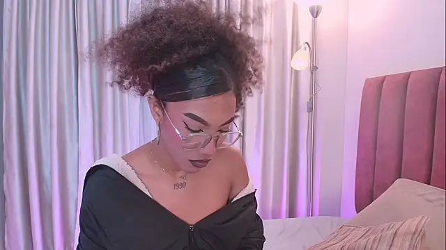 DakotaDesire's Live XXX Chat