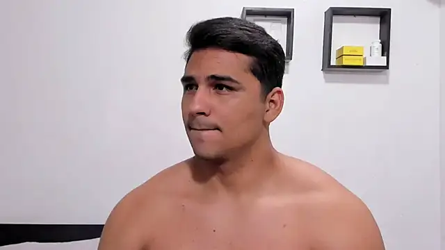 Czat XXX na żywo – Thiago_bel