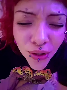 XXX chat uživo modela Sarah-Stoner