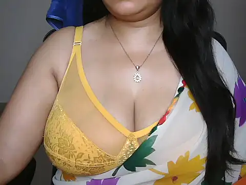 Yanshi23's Live XXX Chat