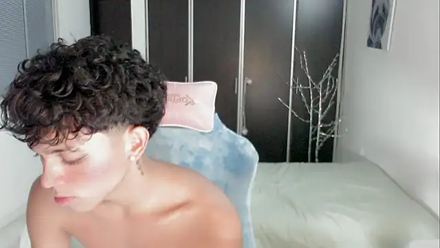 2c_Bby লাইভ XXX চ্যাট