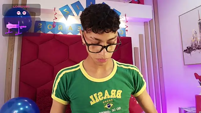 Owen_JP Adlı Modelin Canlı XXX Sohbeti