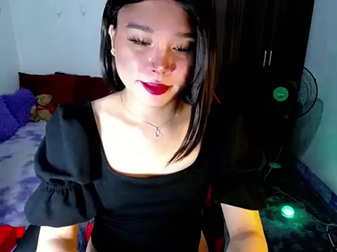 Chat +18 de sofiathe1st ao vivo