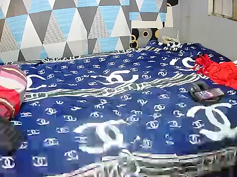 Chat XXX en directo de Trish_CurveCock