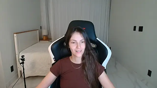 upssnowy's Live XXX Chat