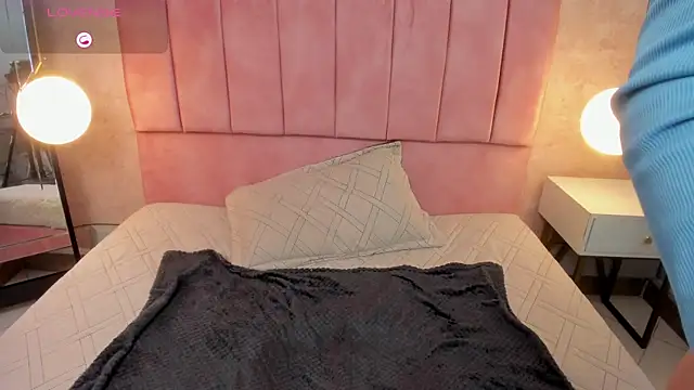 Chatroom XXX en direct de Magic_amberr