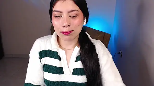 iam_emy Adlı Modelin Canlı XXX Sohbeti