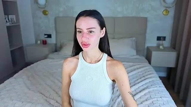 Snow_WhiteeeX's Live XXX Chat