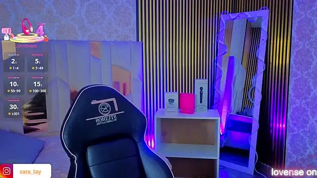 XXX chat uživo modela boyfox_tay