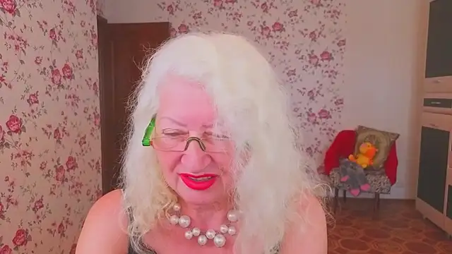 Maya_Mayflower live XXX chat