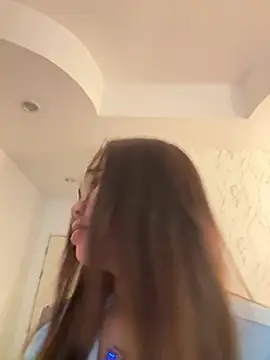Ponthipn Live XXX chat