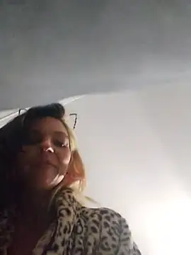 lil_jiggly Live XXX Chat