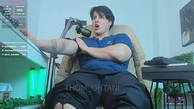 Czat XXX na żywo – Thom_Ohtani