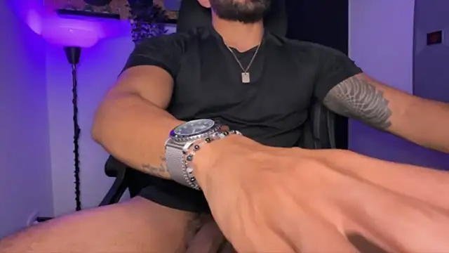 SamDornan51 라이브 XXX 채팅