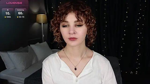 Kira__Fluffy's Live XXX Chat