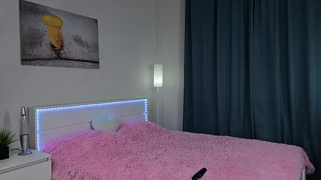 ShawtyEmma Adlı Modelin Canlı XXX Sohbeti