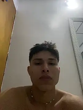 Antoni150906 Live XXX-Chat