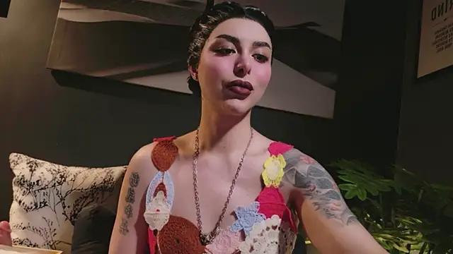 แชท XXX สดของ LetisiaRocks