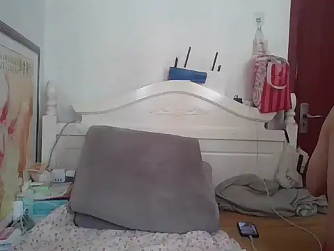 XXX chat uživo modela benly888