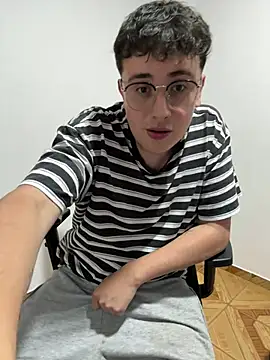 Sam_RushのライブXXXチャット