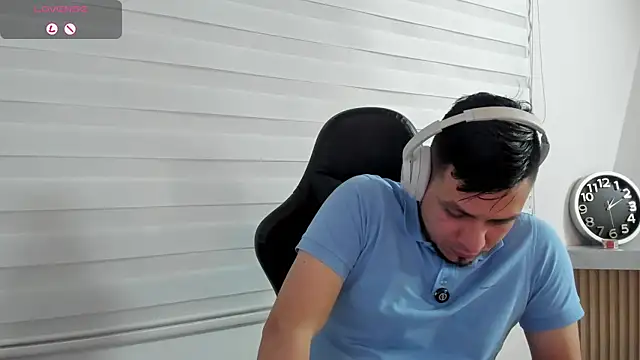 Chat XXX en directo de Rick_Adams